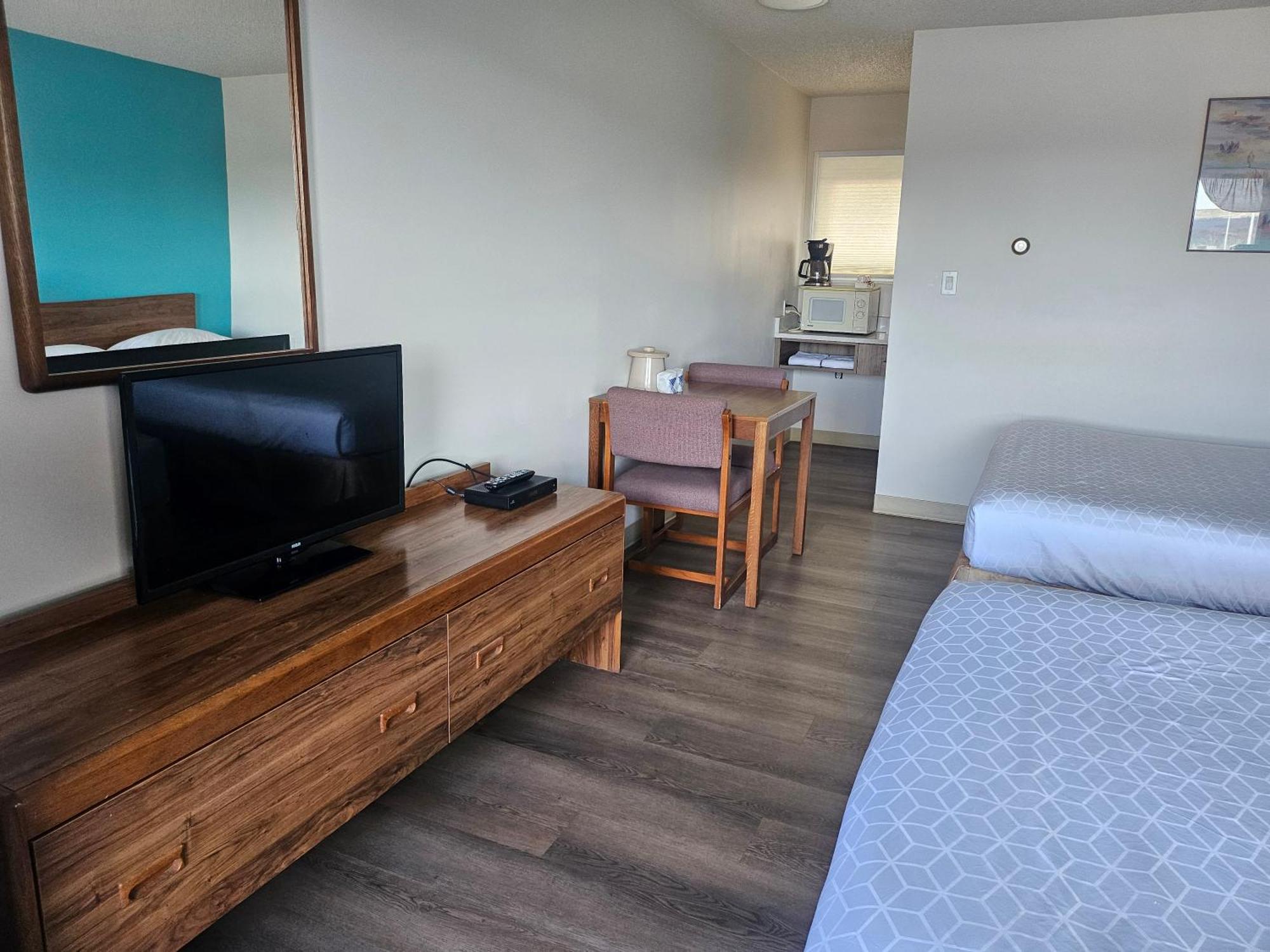 Tara Vista Inn Гінтон Екстер'єр фото